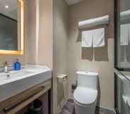 In-room Bathroom 5 Hanting Premium (Ji Nantangye)