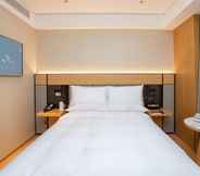 Bedroom 6 Ji Hotel (Shenzhen Nanyou Metro Station)
