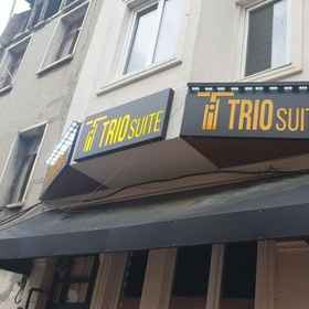 Trios Suite 1, Hotel Street Suites
