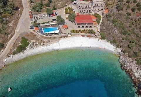 Nearby View and Attractions Lalloudes Seaside Accommodation