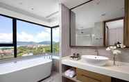 Toilet Kamar 5 Holiday Inn and Suites Sanya Yalong Bay