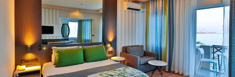 기타 Crystal Land Of Paradise Beach Hotel