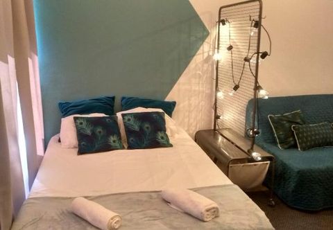 침실 Theorynomad Rooms Al Lofts Porto