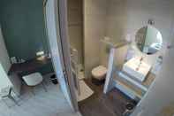 In-room Bathroom Logis Hotel le Cadet de Gascogne