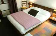 Bedroom 5 Logis Hotel le Dahu