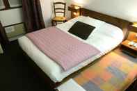 Bedroom Logis Hotel le Dahu