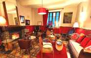 Quầy bar, cafe và phòng lounge 2 Logis Auberge la Barguillere