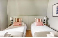 Kamar Tidur Logis Hotel le Cap