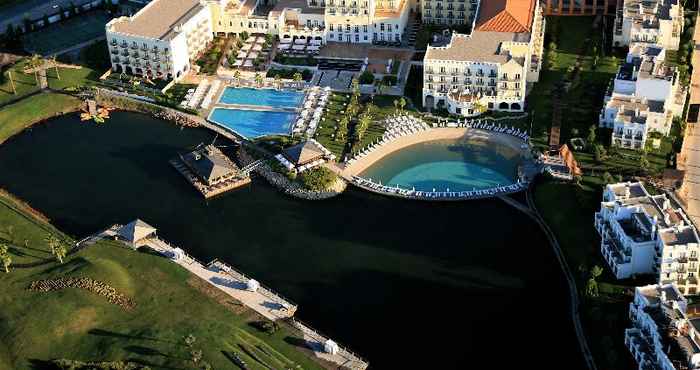 Khác Domes Lake Residences