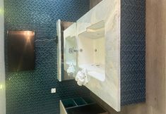 Others 4 Super 8 by Wyndham Oceanside Downtown