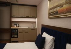 Others 5 Nevi Hotel and Suites