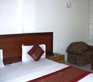 Others 6 Maxfort Budget Hotel Gurgaon