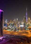 null Staycae Damac Towers By Paramount