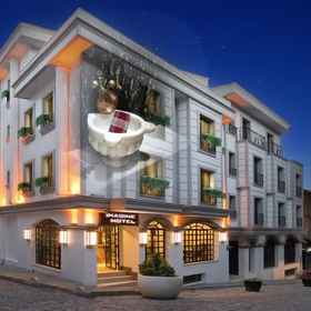 ลองจินตนาการถึงอิสตันบูล สุลต่านอาห์เมต 1, โรงแรม & ที่พัก Full Moon Shoes