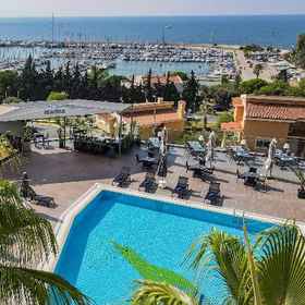 Elite World Kusadasi 1, Hotel Kediaman Perawan Suci Maria