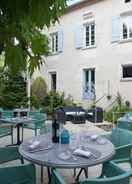 null Logis Hotel Le Lion D'or Manzac