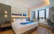 อื่นๆ 2 Madison Hotel Qingdao West Coast City Balcony