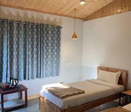 Others 4 Kedar Camp Resort