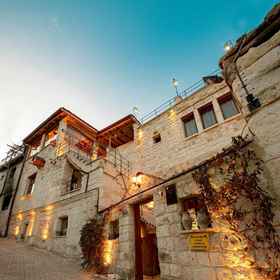 Zulacavehouse 1, 酒店 内夫谢希尔