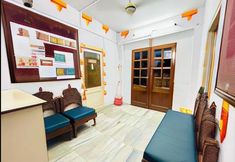 Others 4 Berozgar Hostel