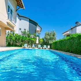 Paradise Town Villa Camilla1 , 飯店Cornelia Deluxe beach