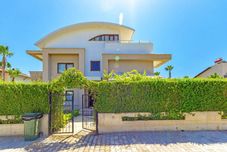 Lainnya Paradise Town Villa Daisy