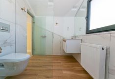 Others 3 Paradise Town Villa Estella