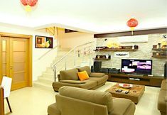 Others 2 Paradise Town Villa Premium