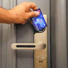 바이올린 호텔 술탄아흐멧 1, 에미뇌뉘 호텔