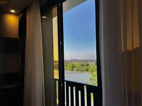 Others 4 The Old Apprentice