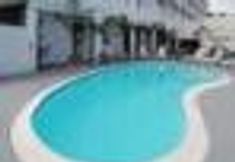 Swimming Pool 7 Quality Inn Airport / Sea World area