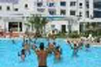 Swimming Pool Cyclamens Hotel Mechmoum