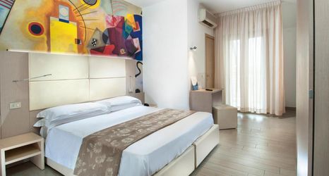 Others 2 Hotel Europa