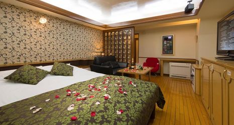 Others 2 Restay Yashio - Adults Only