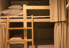 Others 4 328 Hostel & Lounge