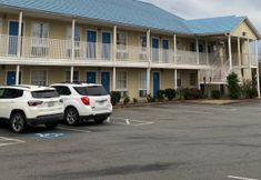 Others 5 El Rancho Motel