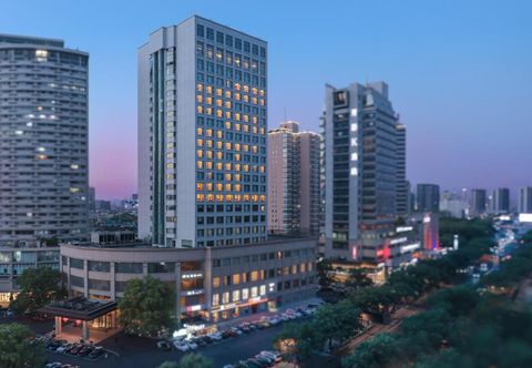 อื่นๆ Kingdom Hotel - Free three meals