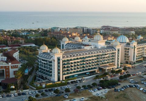 อื่นๆ Castival Hotel