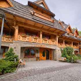 Hotel Building 1 Hotel Nosalowy Dwór, Hotel Apartament folk