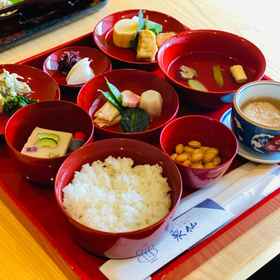 Dining 1 Campton Higashiyama Roku, Myoho-in Temple Hotels