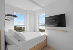 Others 6 Riverside Tower Hotel