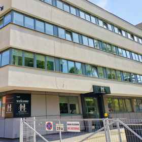 Hotel Building1Great Polonia Kraków City Center,小波兰省飯店