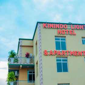 building1Kinindo Light Hotel,布隆迪飯店