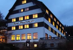 Others 2 Wagners Hotel im Thüringer Wald