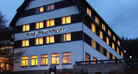 Others 2 Wagners Hotel im Thüringer Wald