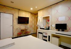 Others 4 Hoegi Cherry