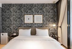 Others 6 Jeongja Beach Brown Dot