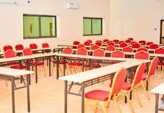 其他 6 white Palace Hotel