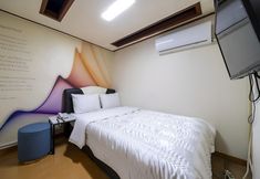 อื่นๆ 7 Suyu Ritz