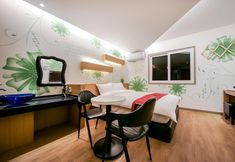 Others 2 Chilgok Q Motel